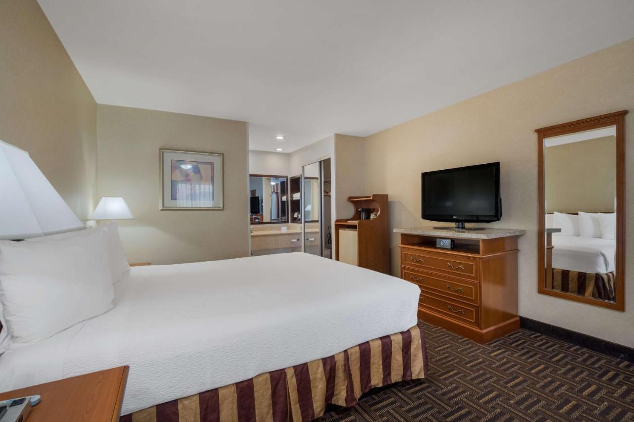 Best Western Norwalk Inn Dış mekan fotoğraf